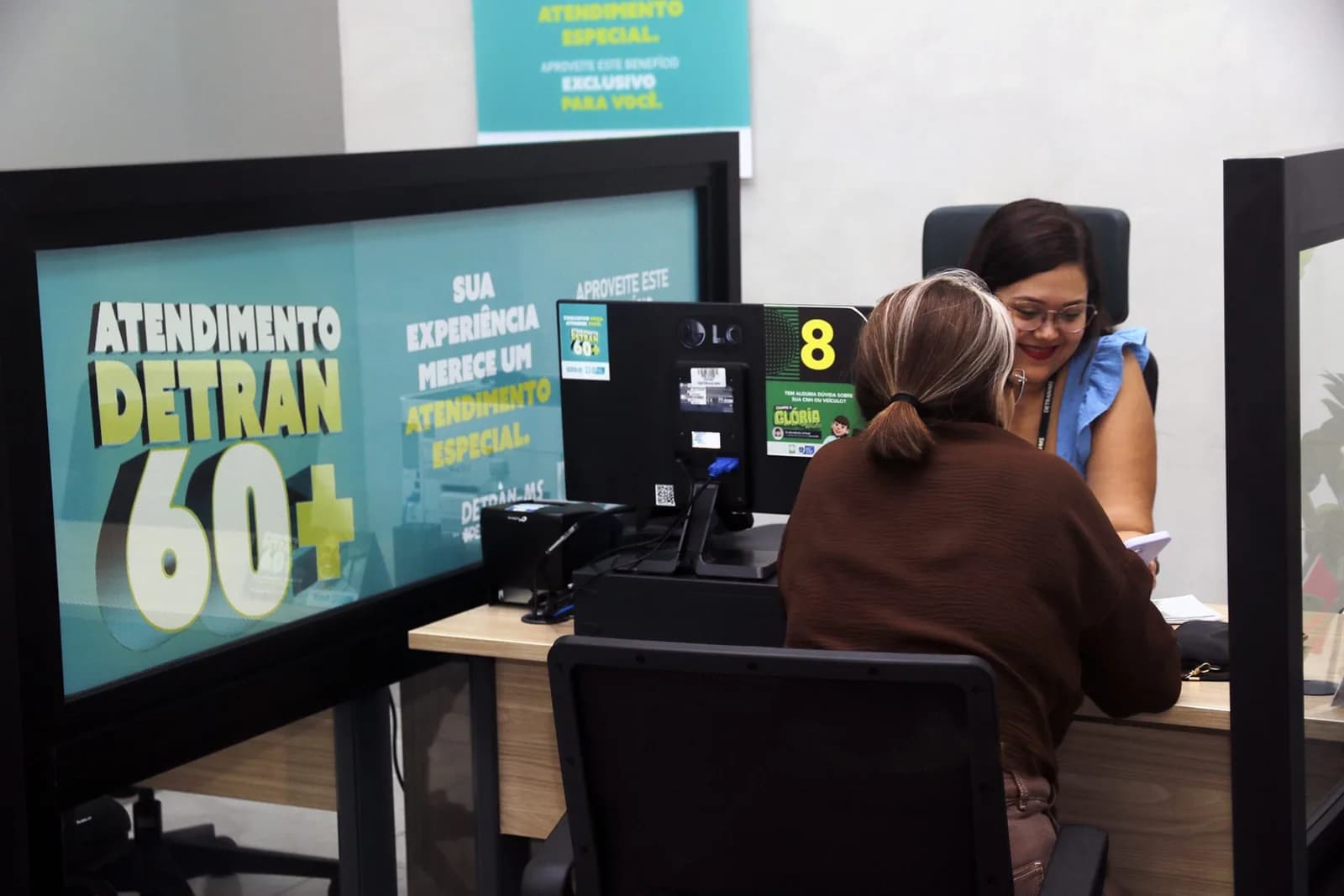 Atendimento presencial em unidade do Detran-MS